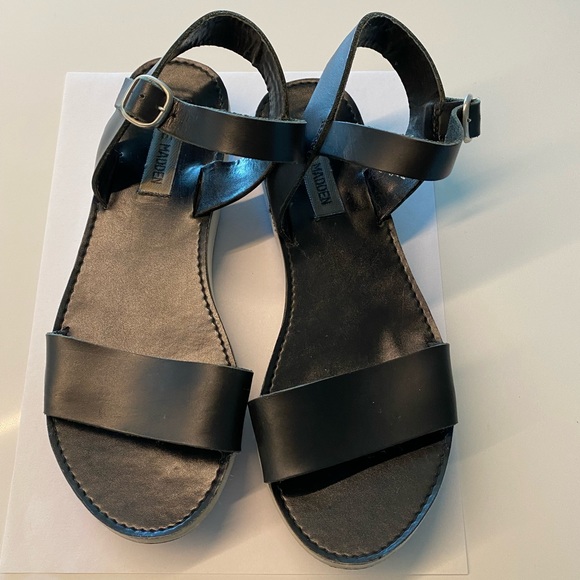 Steve Madden sandals size 7 - Picture 2 of 8